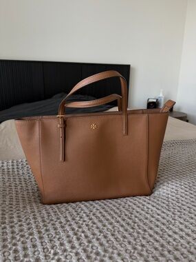 Tory Burch Brown Leather Tote with Gold Logo